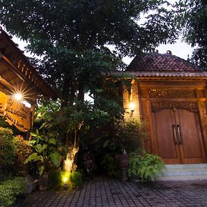 Joglo Mandapa Boutique Hotel